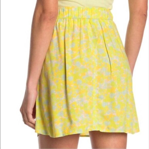 Abound Floral Cotton Lined A-line Mini Skirt M NWT - Picture 2 of 6